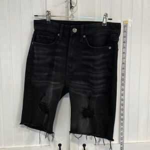 No Boundaries distressed, black Jean shorts size 28